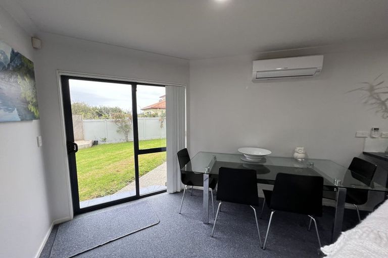 Photo of property in 1b Estuary Views, Shelly Park, Auckland, 2014