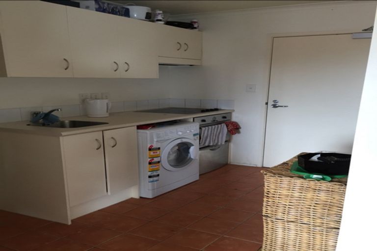 Photo of property in 4e/30 Westward Ho, Glen Eden, Auckland, 0602