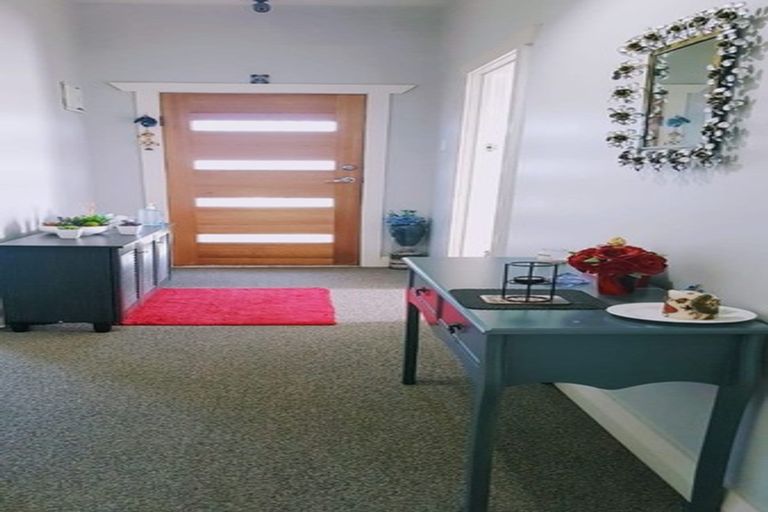 Photo of property in 1/21 Thomas Road, Mangere, Auckland, 2022