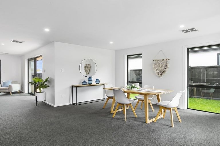 Photo of property in 141 Wingatui Road, Mosgiel, 9024