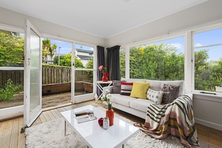 Photo of property in 79 Hebron Road, Waiake, Auckland, 0630