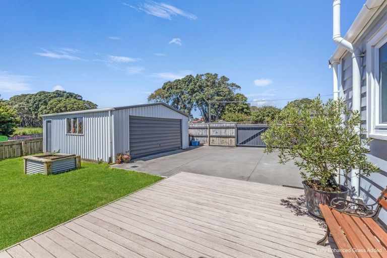 Photo of property in 12 Harris Street, Waitara, 4320