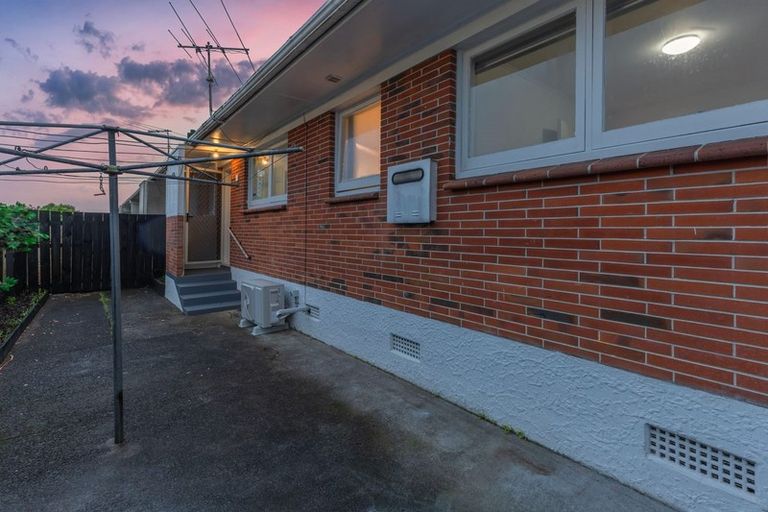 Photo of property in 2/278 Shirley Road, Papatoetoe, Auckland, 2025