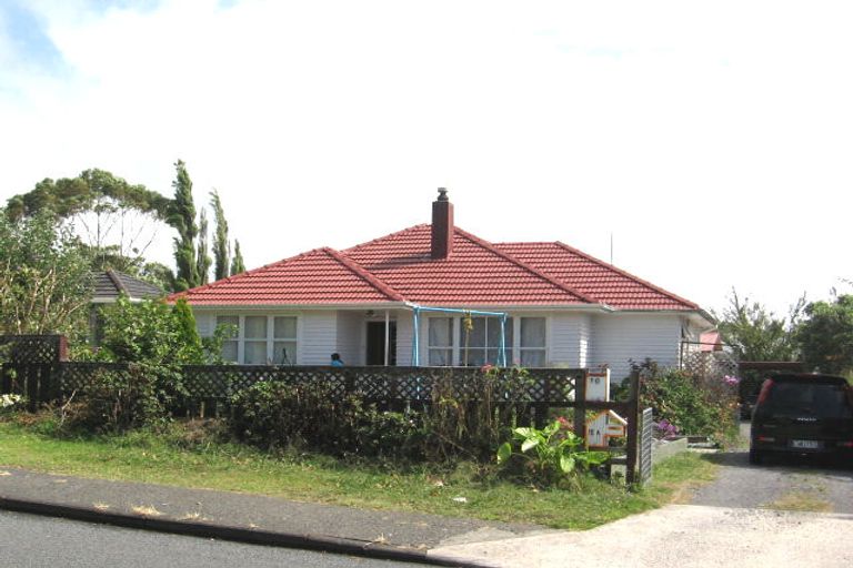 Photo of property in 10 Tamariki Avenue, Kelston, Auckland, 0602