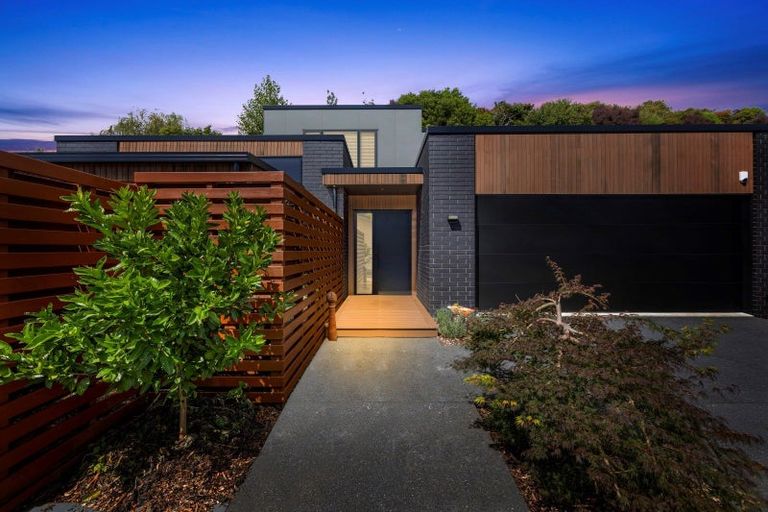 Photo of property in 3 Okoare Lane, Ferndale, New Plymouth, 4310