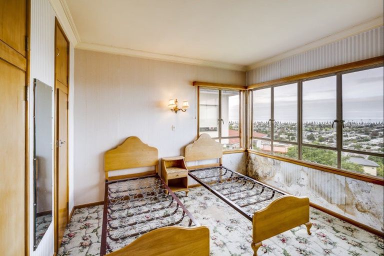 Photo of property in 1 Delhi Road, Hospital Hill, Napier, 4110