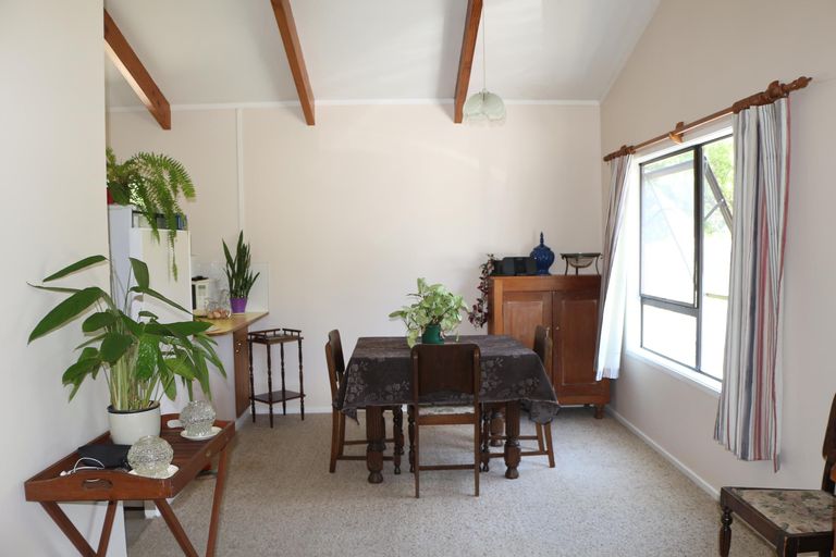 Photo of property in 29 Paradise Road, Coopers Beach, 0420