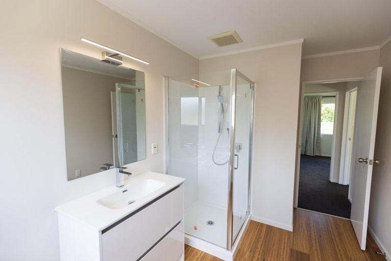 Photo of property in 21 Logan Way, Kelvin Grove, Palmerston North, 4414