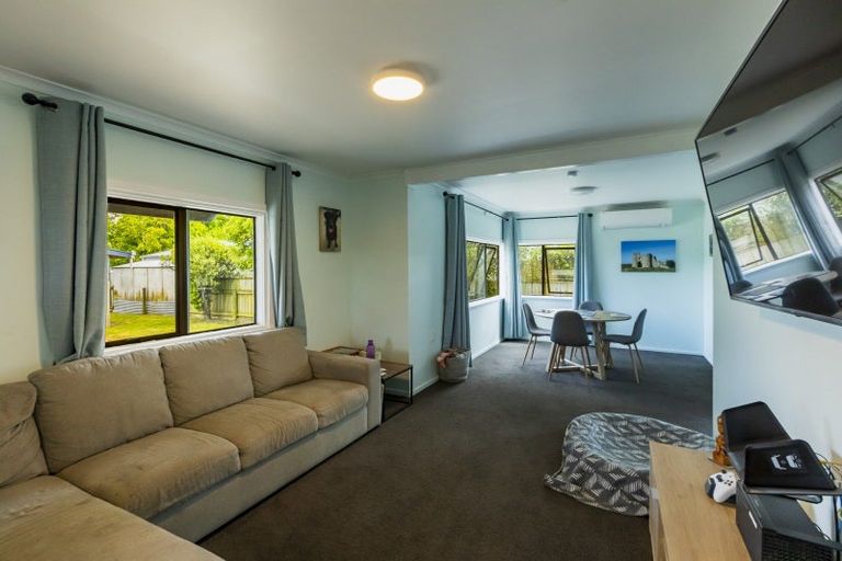 Photo of property in 12 Bell Street, Otane, 4202