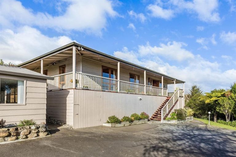 Photo of property in 104 Ringawhati Road, Otaki, 5583