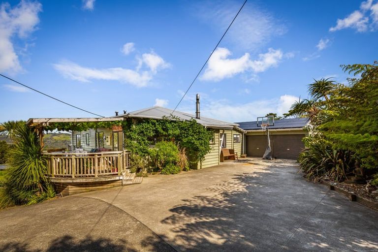 Photo of property in 47 Constable Road, Muriwai, Waimauku, 0881
