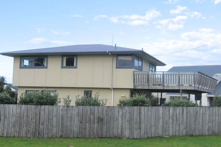 Photo of property in 300 Given Avenue, Whangamata, 3620