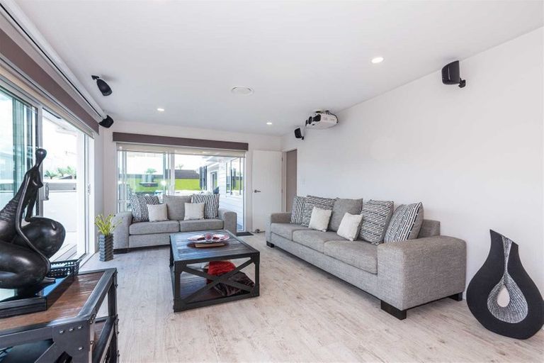 Photo of property in 26 Will Street, Huapai, Kumeu, 0810