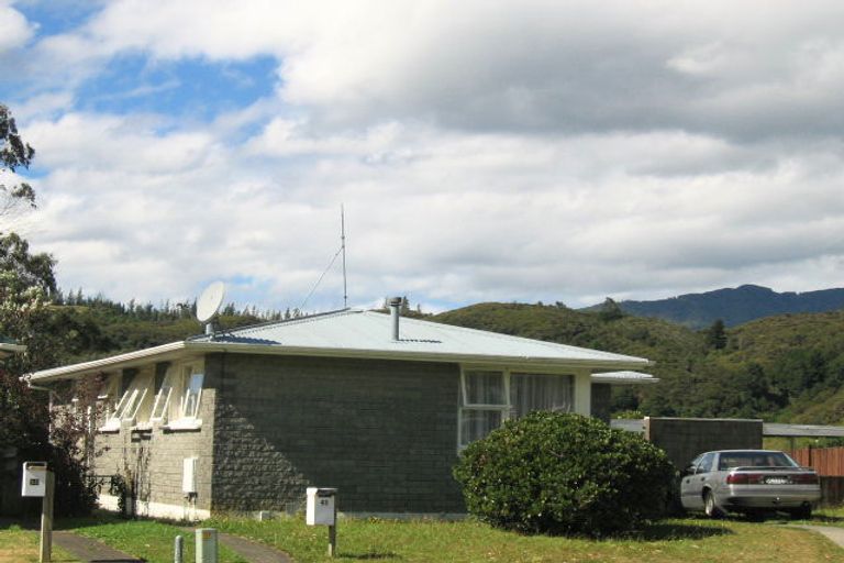 Photo of property in 45 Speargrass Grove, Timberlea, Upper Hutt, 5018