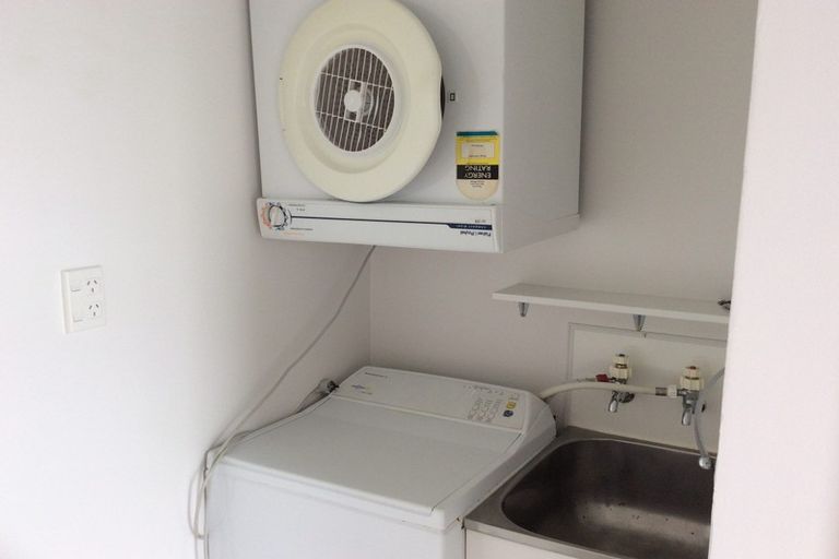 Photo of property in 2/67 Harewood Road, Papanui, Christchurch, 8053