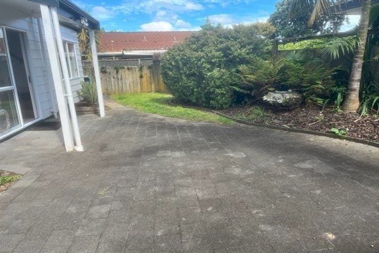 Photo of property in 17 Thurston Place, Bucklands Beach, Auckland, 2012