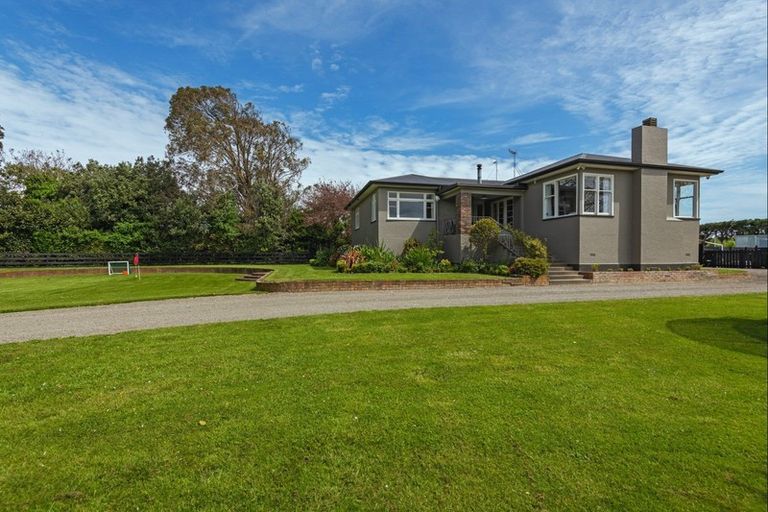 Photo of property in 961 Lockwood Road, Kairanga, Palmerston North, 4475