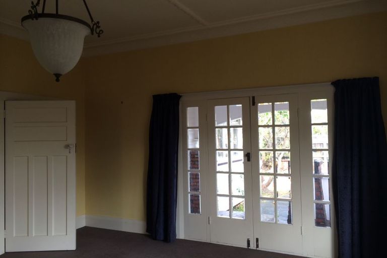 Photo of property in 19 Kowhai Avenue, Palmerston North, 4410