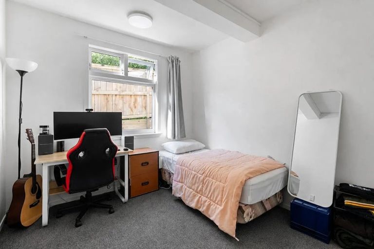 Photo of property in 11 Lancaster Street, Karori, Wellington, 6012