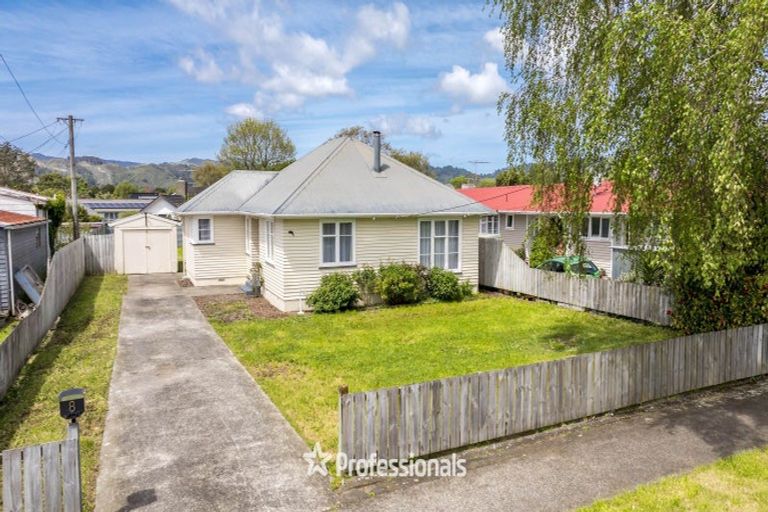 Photo of property in 8 Ruahine Street, Trentham, Upper Hutt, 5018