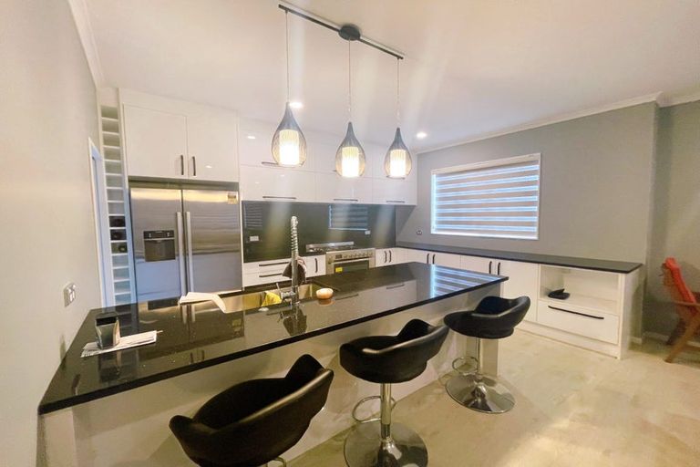 Photo of property in 50 Harvest Avenue, Orewa, 0931