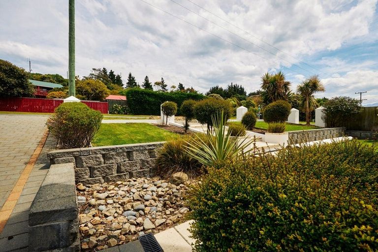 Photo of property in 291 Scarborough Street, Kaikoura, 7300