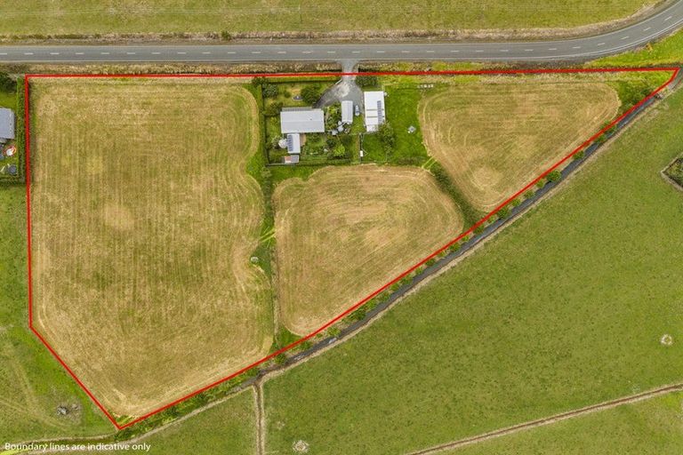 Photo of property in 63 Dunn Road, Ruawai, 0592