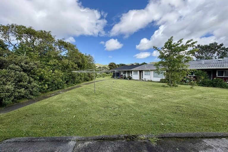 Photo of property in 1/10 Petherick Crescent, Johnsonville, Wellington, 6037