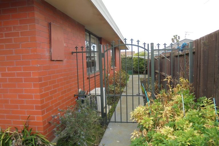 Photo of property in 4/7 Peverel Street, Riccarton, Christchurch, 8011