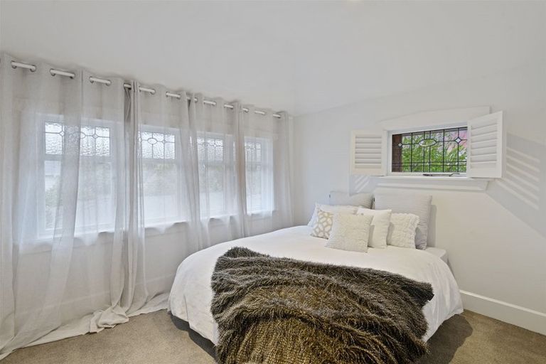 Photo of property in 168 Fendalton Road, Fendalton, Christchurch, 8052