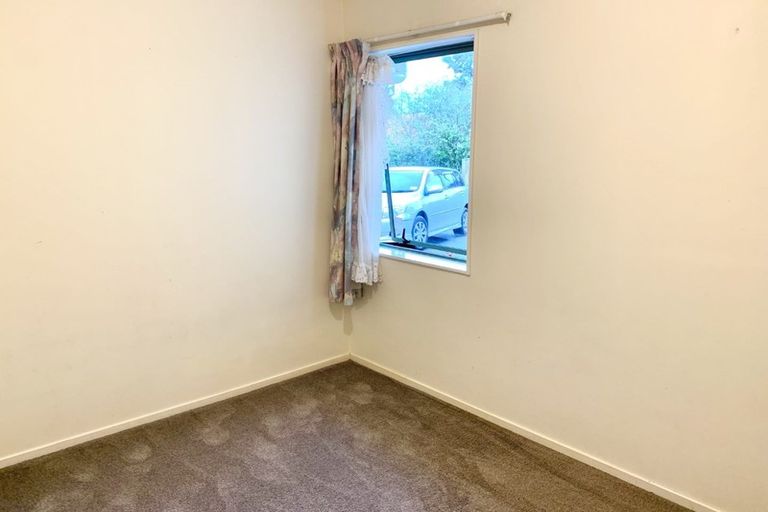 Photo of property in 5 Millstream Drive, Henderson, Auckland, 0610