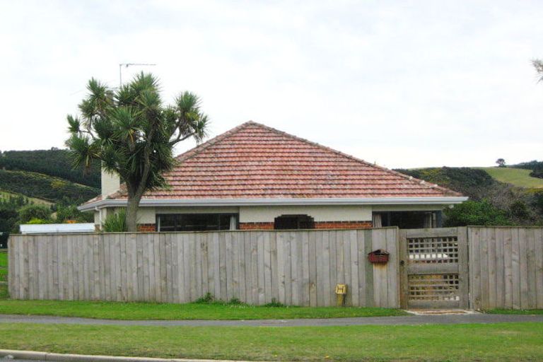 Photo of property in 18 Main Road, Fairfield, Dunedin, 9018