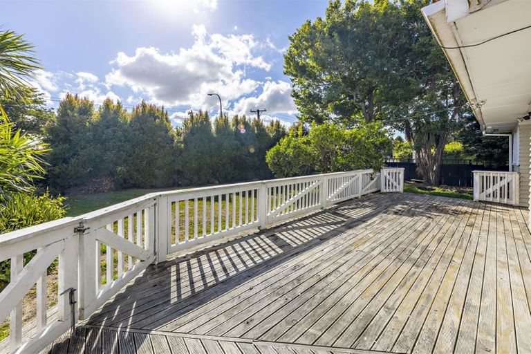 Photo of property in 40 Cosgrave Road, Papakura, 2110