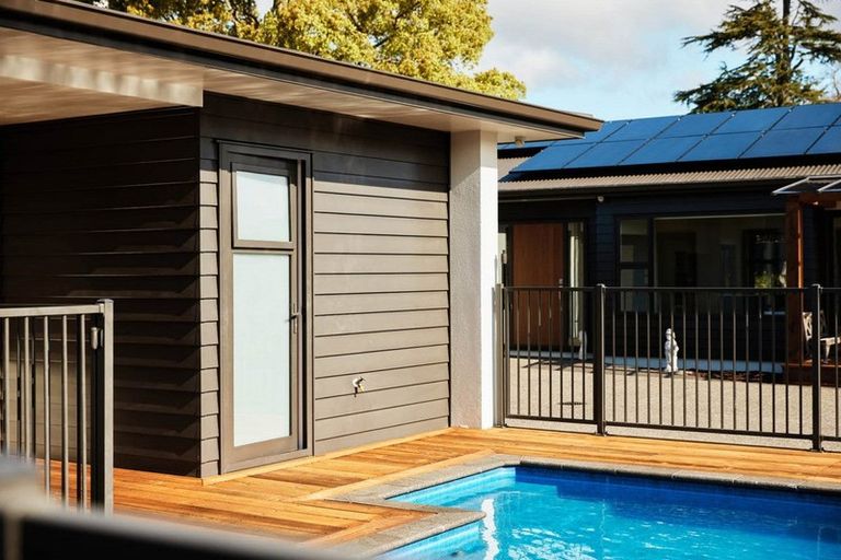 Photo of property in 15 Black Barn Lane, Bethlehem, Tauranga, 3110