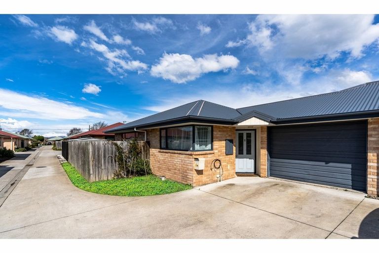 Photo of property in 5/295 Pages Road, Wainoni, Christchurch, 8061