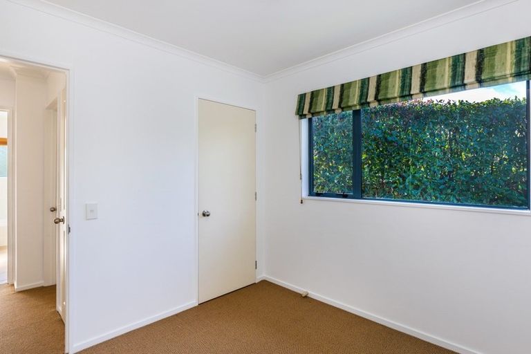 Photo of property in 1/2 Astelia Way, Waipahihi, Taupo, 3330