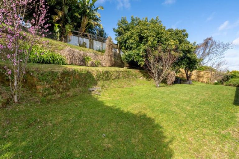Photo of property in 33 Dingadee Street, Welcome Bay, Tauranga, 3112