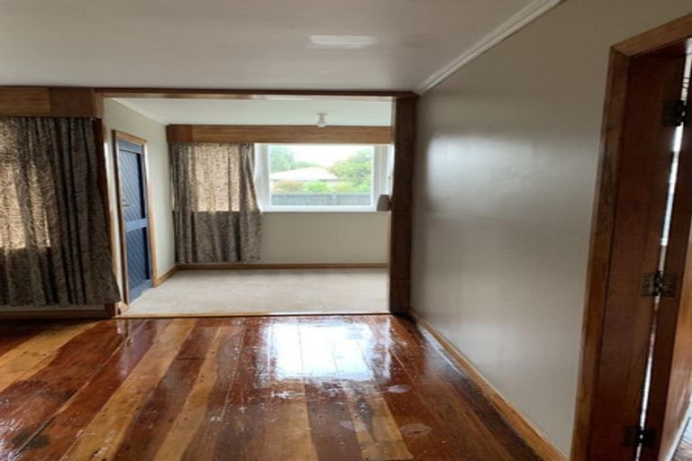 Photo of property in 28 Hammond Street, Bulls, 4818