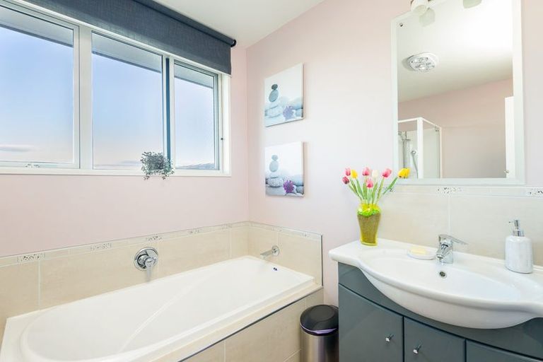 Photo of property in 63 Osborne Road, Amberley, 7410