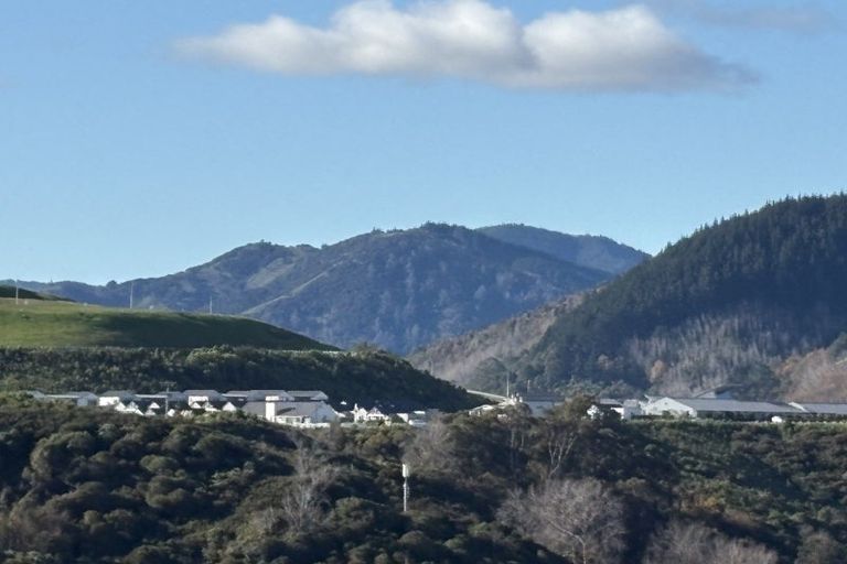 Photo of property in 6 Calamaras Street, Enner Glynn, Nelson, 7011
