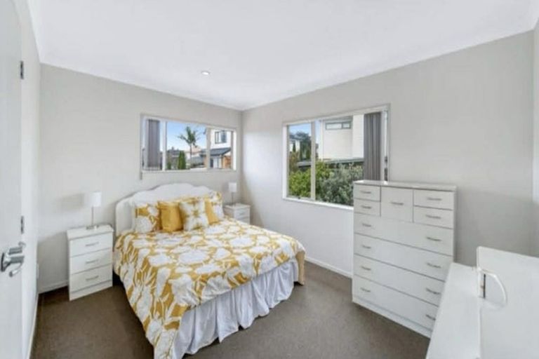 Photo of property in 44a Crossandra Drive, Mangere, Auckland, 2022