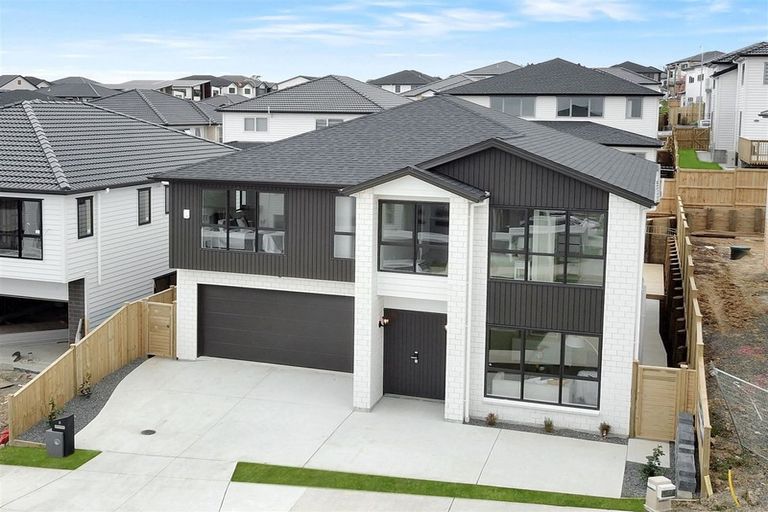 Photo of property in 8 Piki Street, Flat Bush, Auckland, 2019