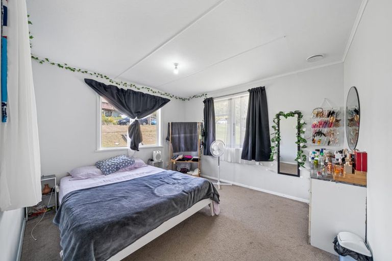 Photo of property in 12 Ngahue Crescent, Elsdon, Porirua, 5022