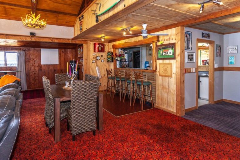 Photo of property in 409 Port Road, Whangamata, 3620