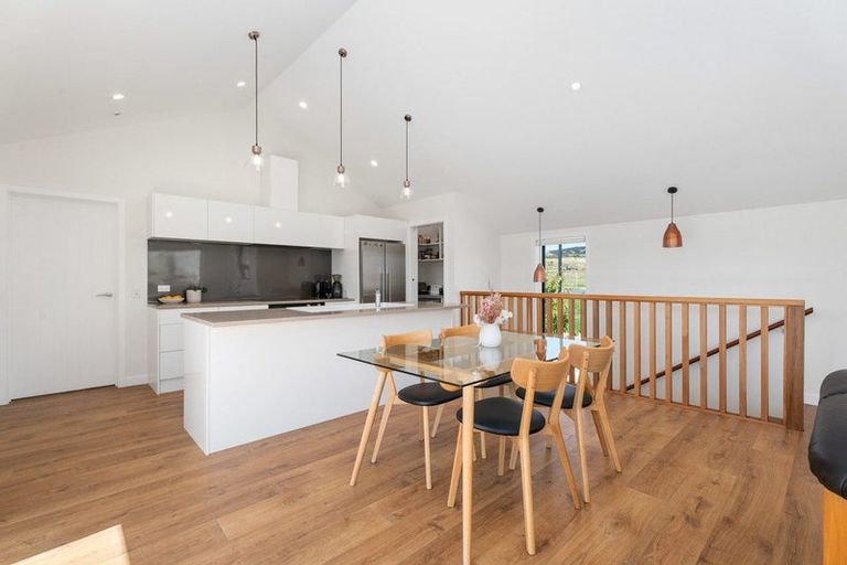 Photo of property in 9 Kirimoko Crescent, Wanaka, 9305