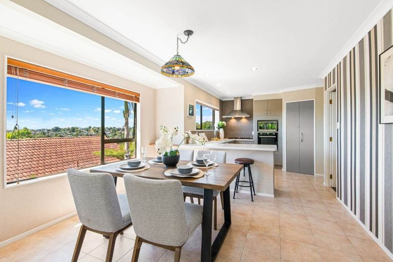 Photo of property in 99 John Downs Drive, Browns Bay, Auckland, 0630