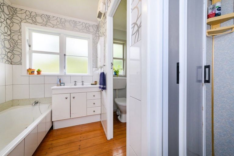 Photo of property in 160 West Street, Feilding, 4702