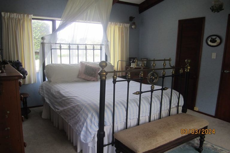 Photo of property in 24 Wairiri Street, Ohau, Levin, 5570