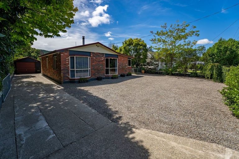 Photo of property in 147 Whitby Road, Wakefield, 7025