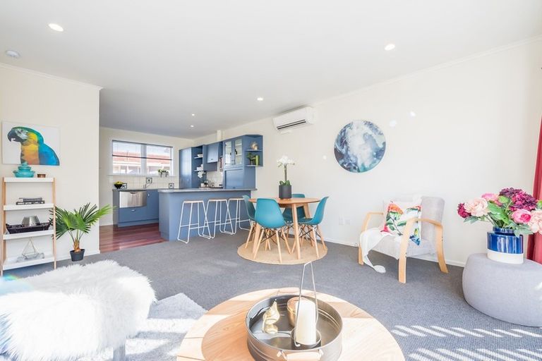 Photo of property in 75 Wai-iti Crescent, Woburn, Lower Hutt, 5010